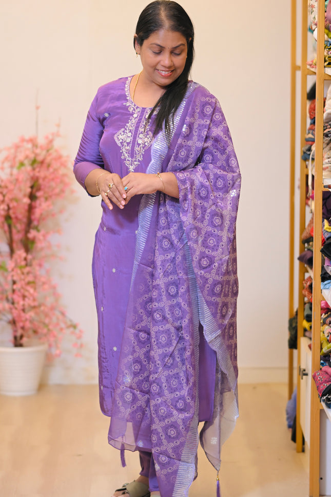 CHURIDHAR (CM232)