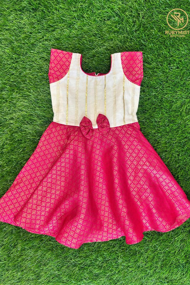 Elegant Cute Umbrella Top.