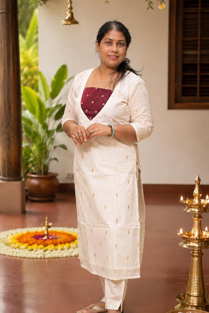 ONAM KURTHI (KU753)